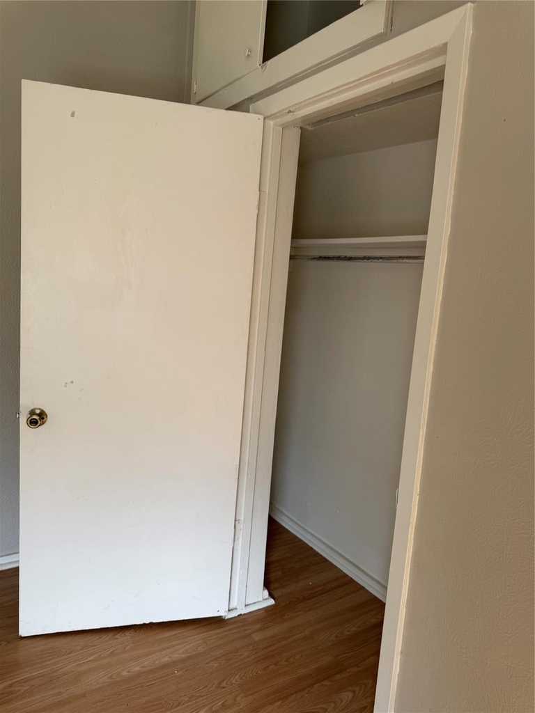 1611 Common Street - Photo 3