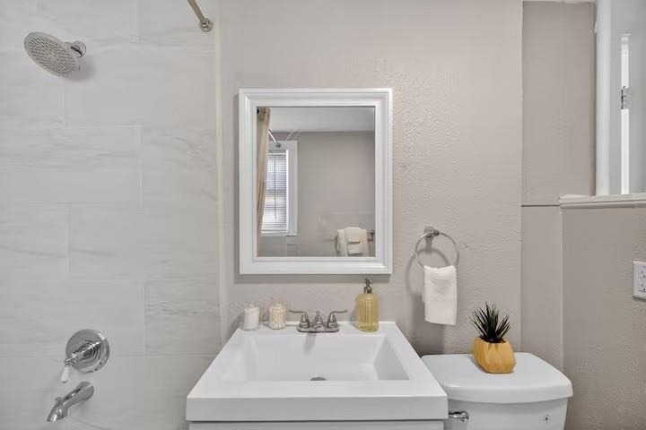 1401 Collier Street - Photo 16