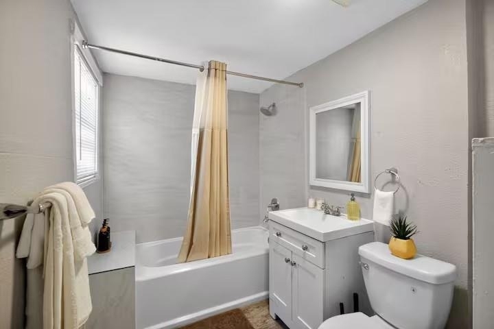 1401 Collier Street - Photo 13