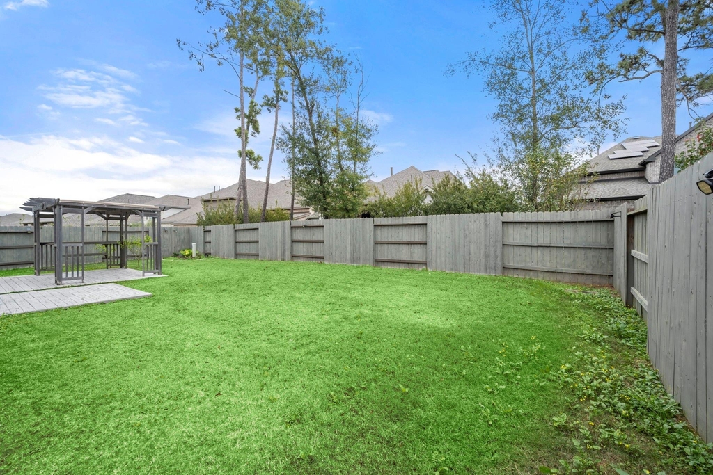 16826 Beechwood Forest - Photo 31
