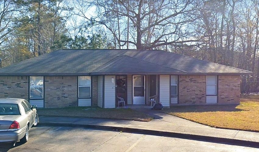 1203 E 5th Avenue - Photo 0