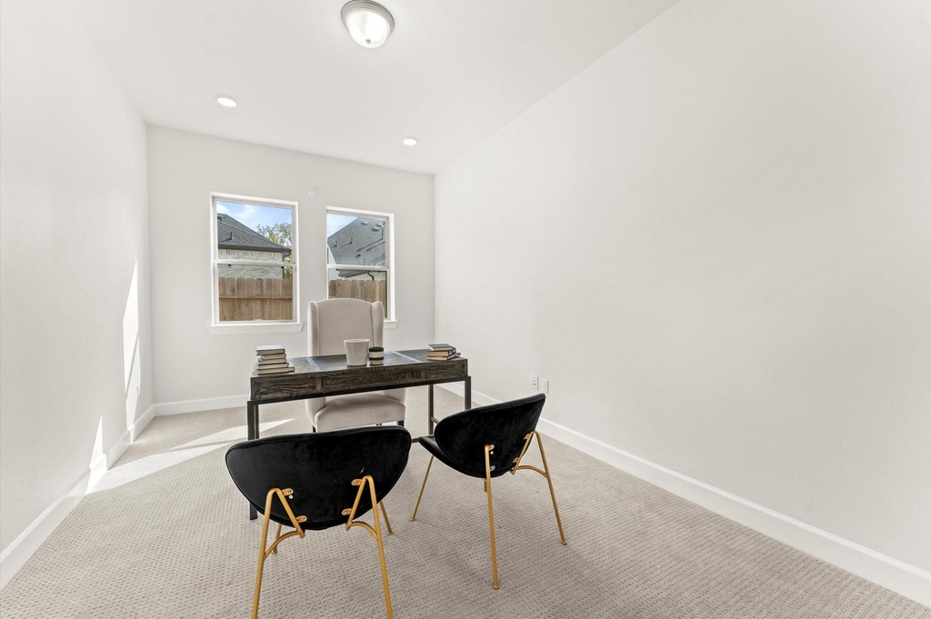 9606 Pink Blossom Court - Photo 5