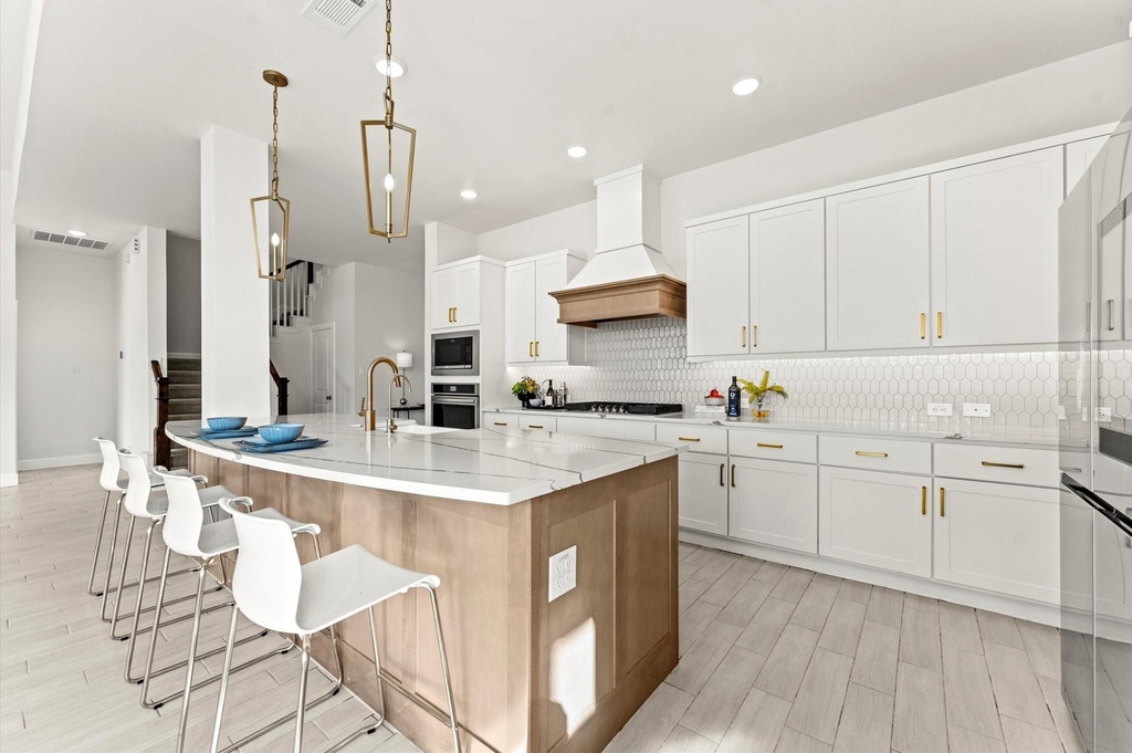 9606 Pink Blossom Court - Photo 12