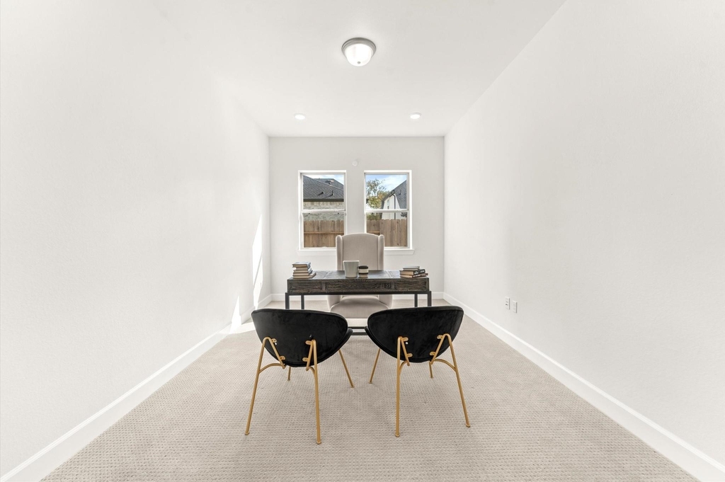 9606 Pink Blossom Court - Photo 4