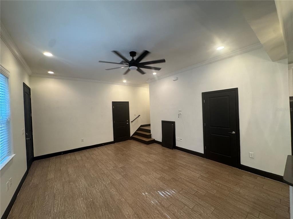 331 N Trask Street - Photo 4