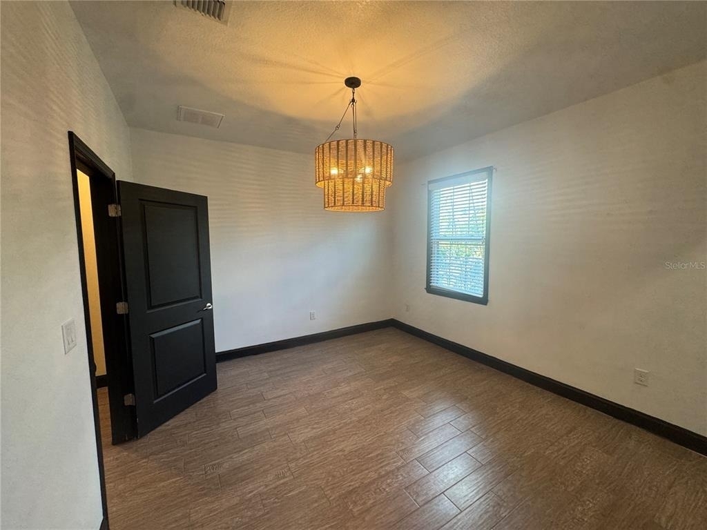 331 N Trask Street - Photo 23
