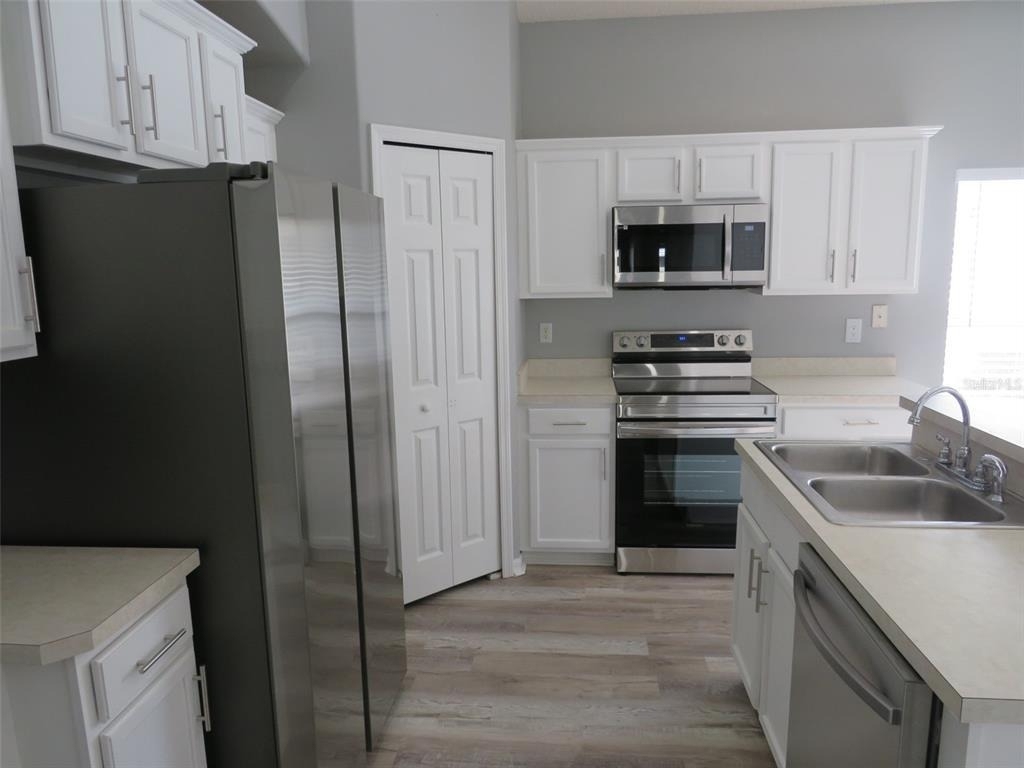 16625 Palm Spring Drive - Photo 8