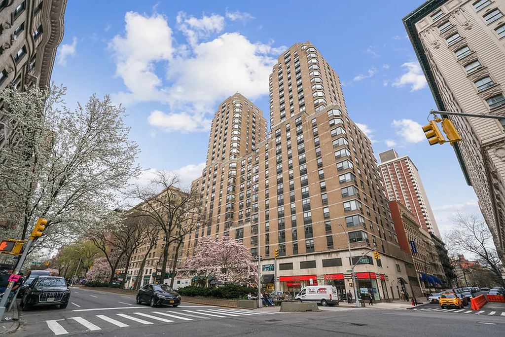 247 West 87th Street - Photo 4