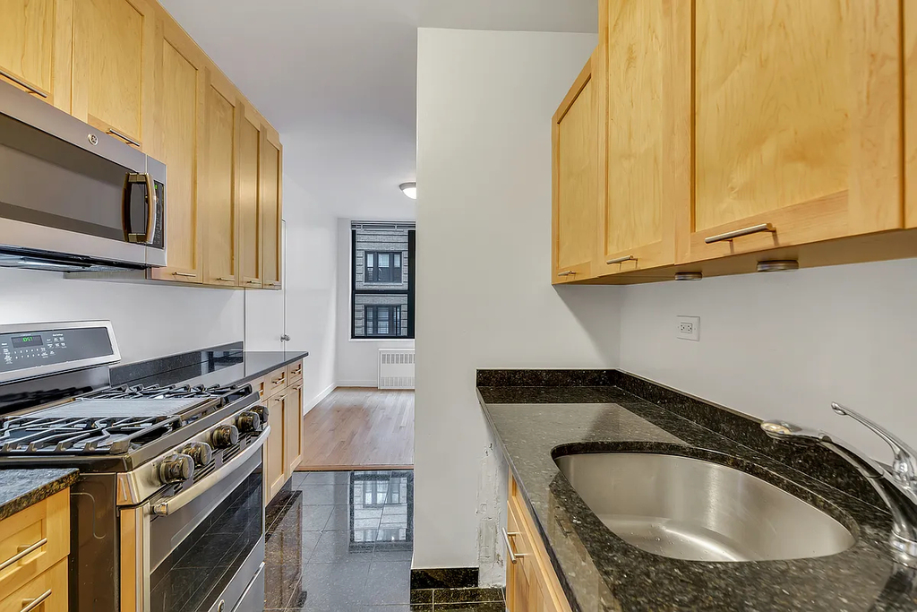 247 West 87th Street - Photo 2