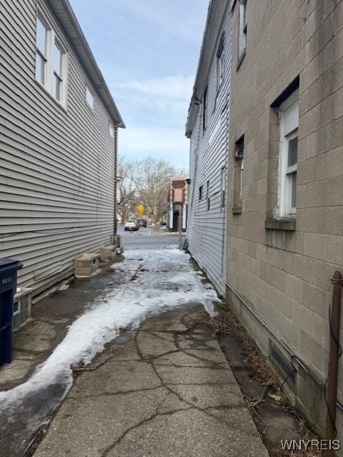 2255 Genesee Street - Photo 4