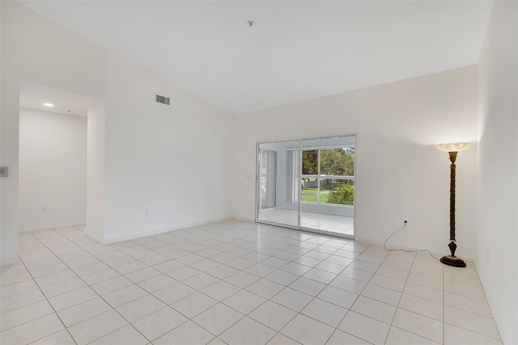 5876 Regal Glen Drive - Photo 15