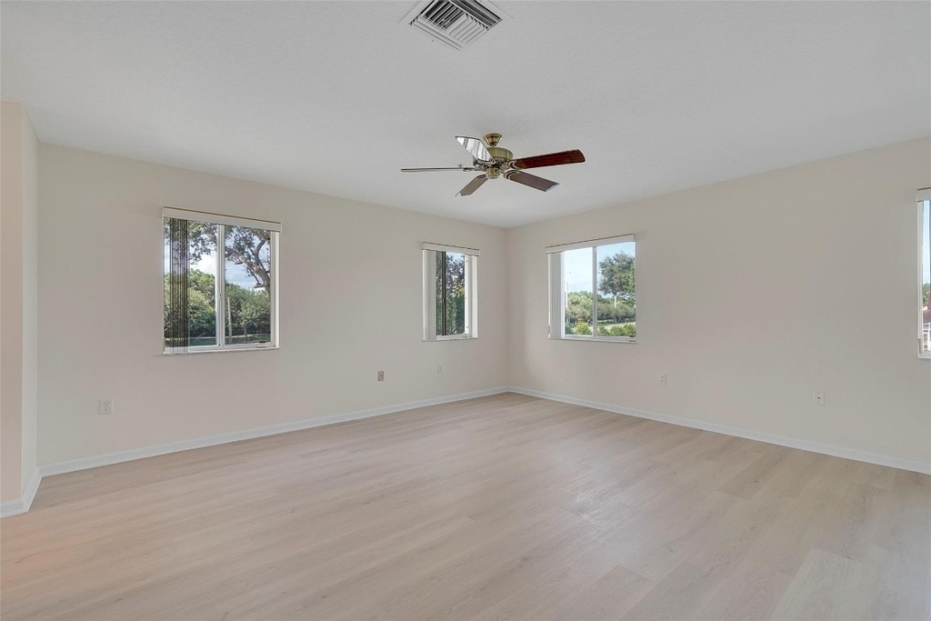 5876 Regal Glen Drive - Photo 26