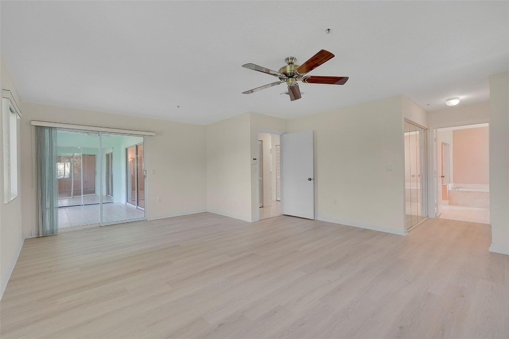 5876 Regal Glen Drive - Photo 28