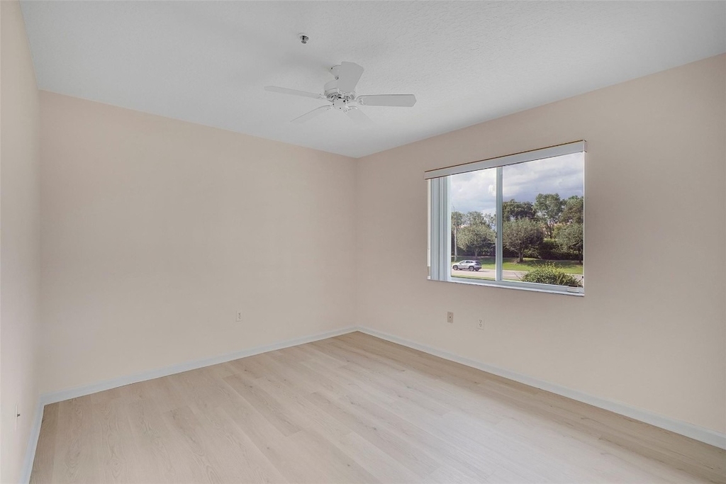 5876 Regal Glen Drive - Photo 23