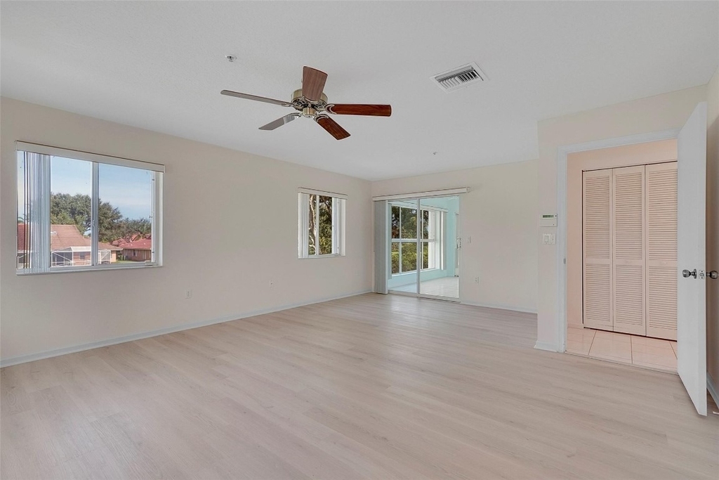 5876 Regal Glen Drive - Photo 27