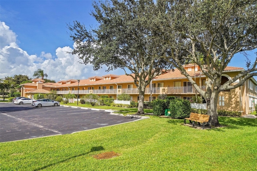 5876 Regal Glen Drive - Photo 1