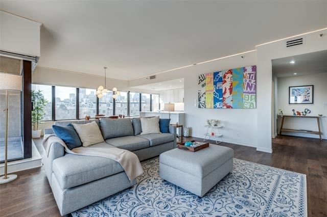 3030 Mckinney Avenue - Photo 1