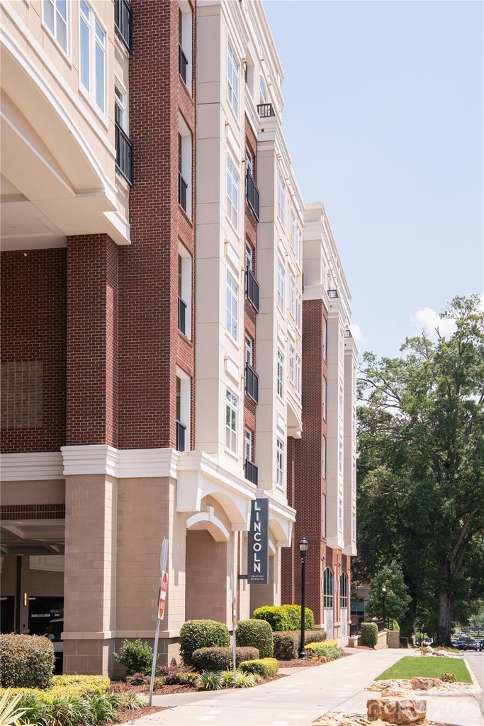 905 Kenilworth Avenue - Photo 3