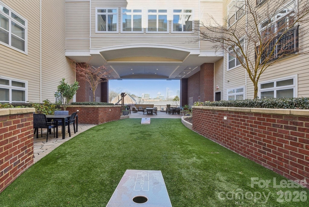 905 Kenilworth Avenue - Photo 12