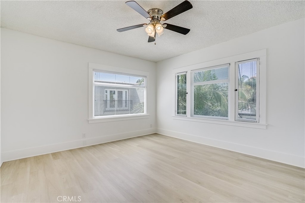 122 Belmont - Photo 8