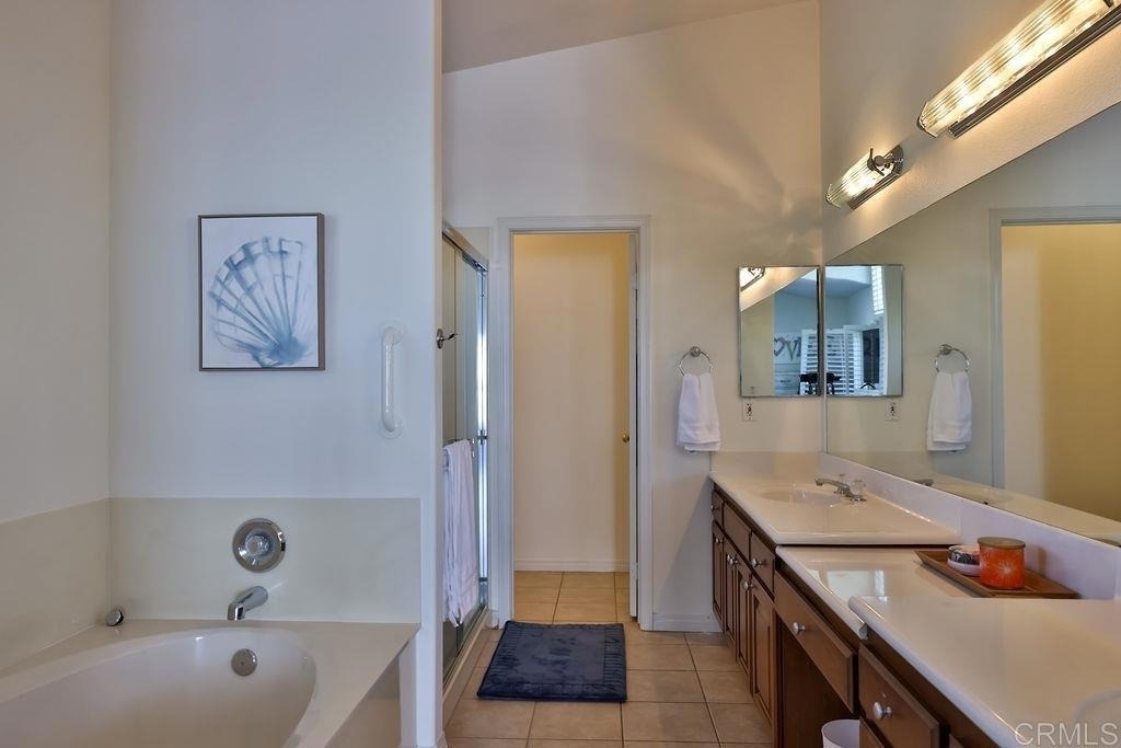 828 D Avenue - Photo 6