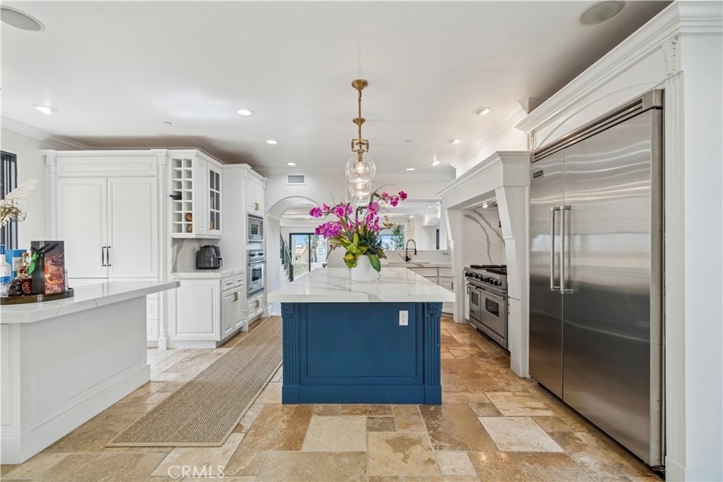 312 Carnation Avenue - Photo 7