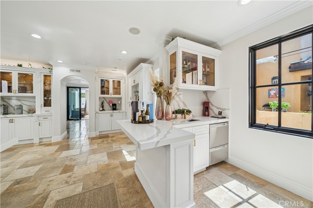312 Carnation Avenue - Photo 10
