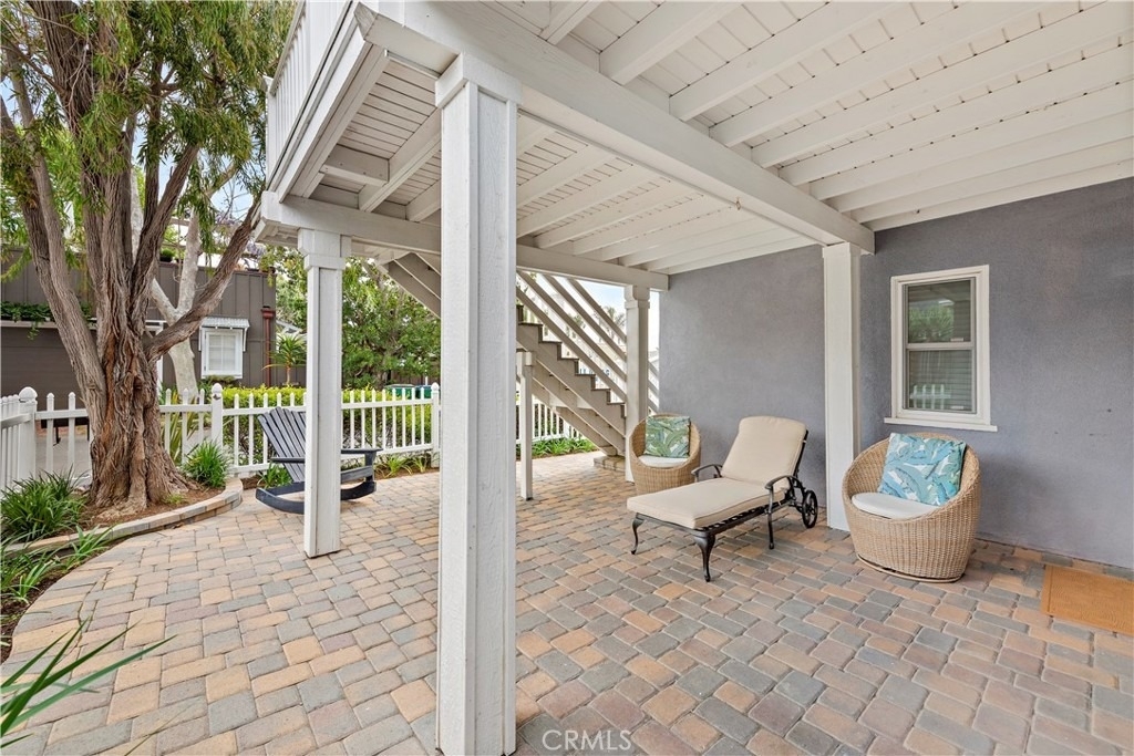 1466 Randall Way - Photo 22