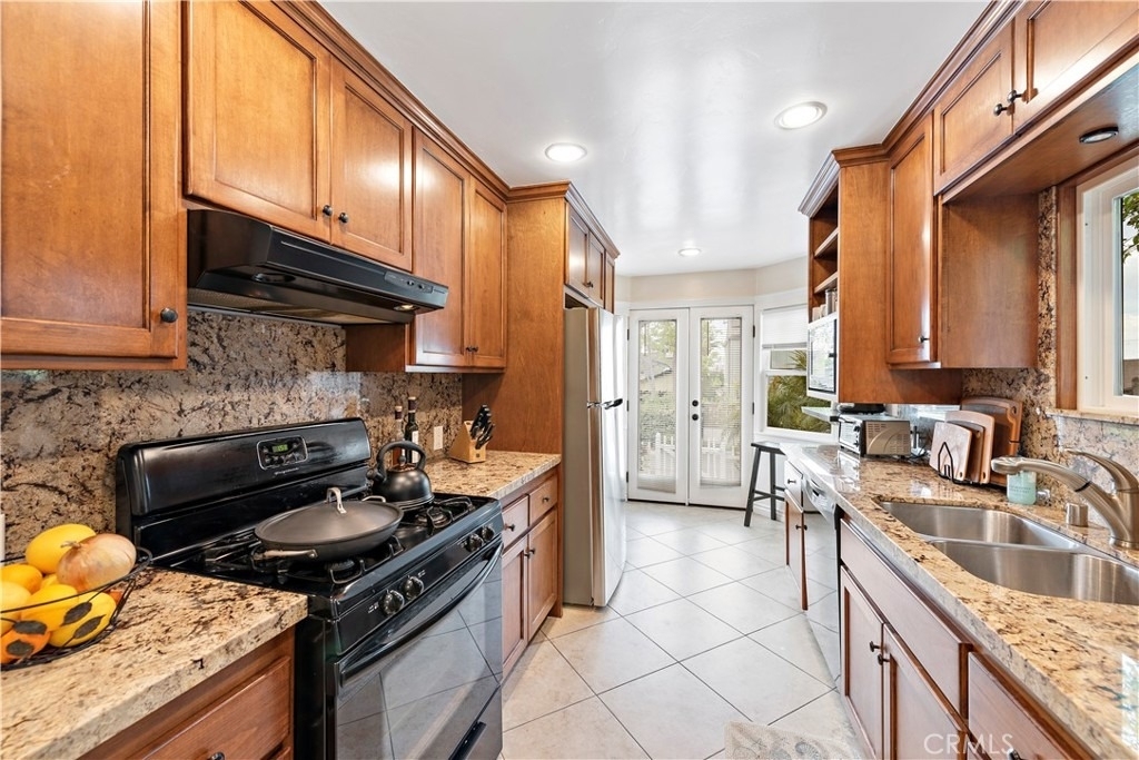 1466 Randall Way - Photo 19