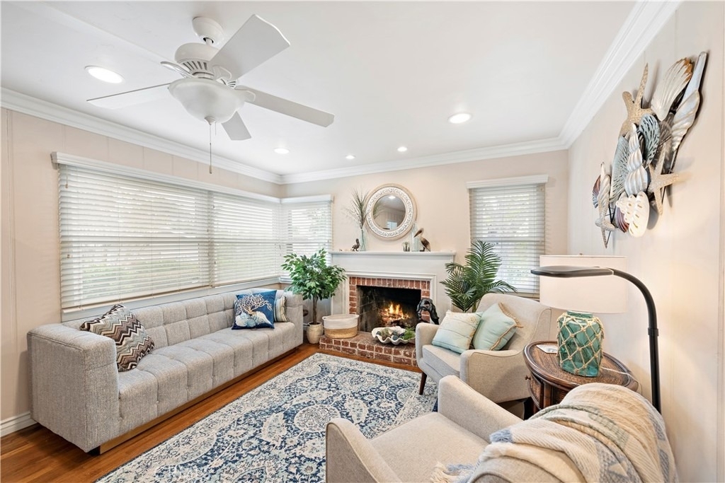 1466 Randall Way - Photo 3