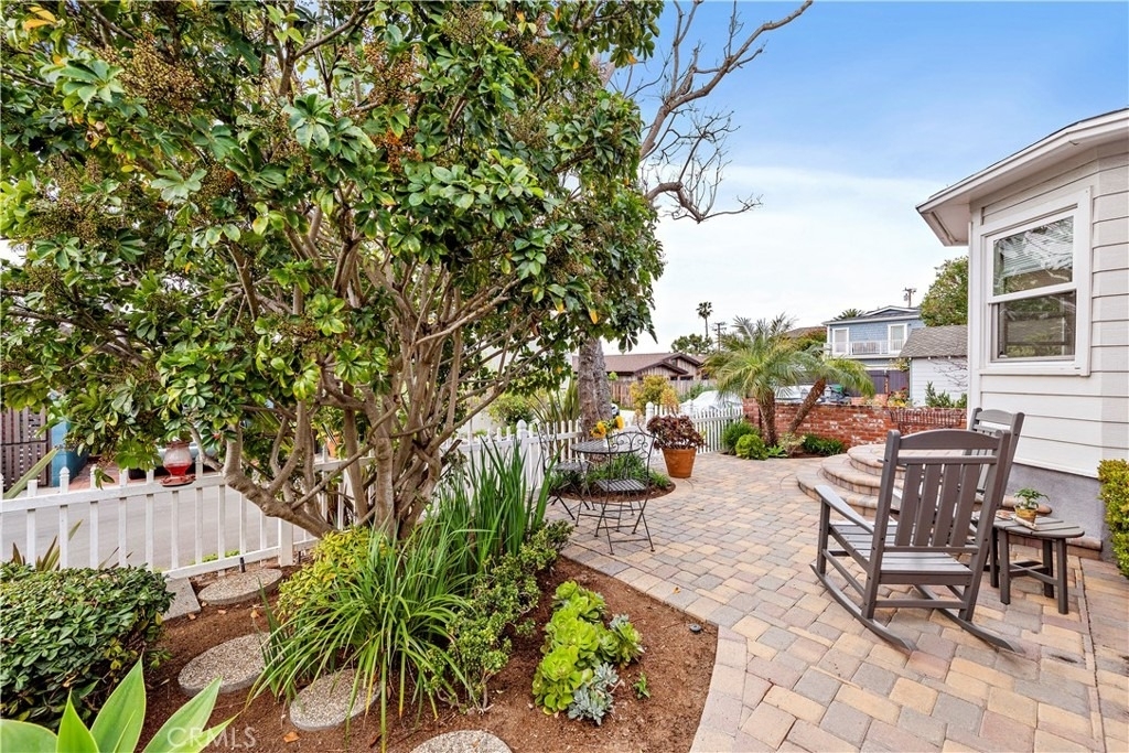 1466 Randall Way - Photo 12