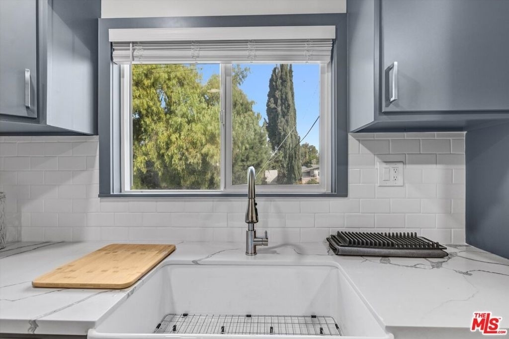 5254 Canoga Avenue - Photo 12