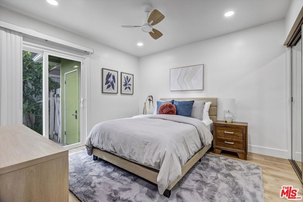 5254 Canoga Avenue - Photo 16