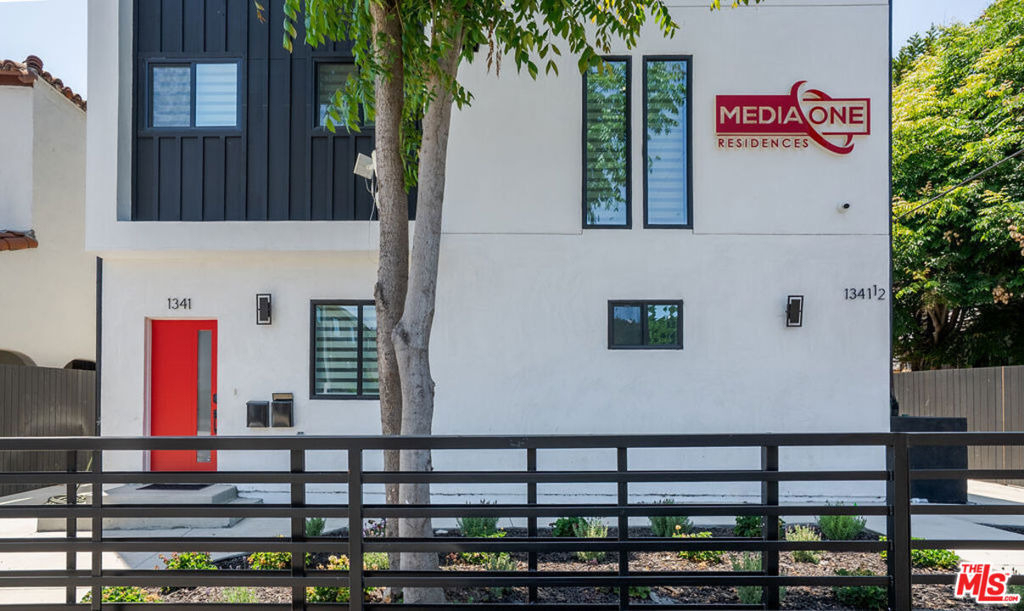 1341 N Mariposa Avenue - Photo 73