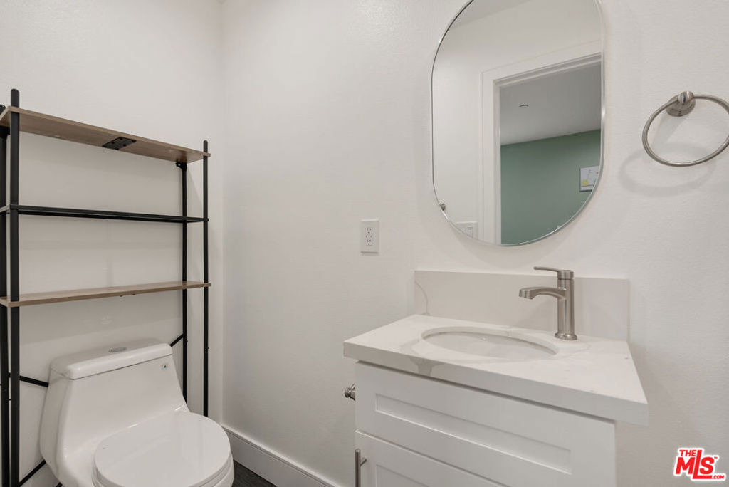 1341 N Mariposa Avenue - Photo 63