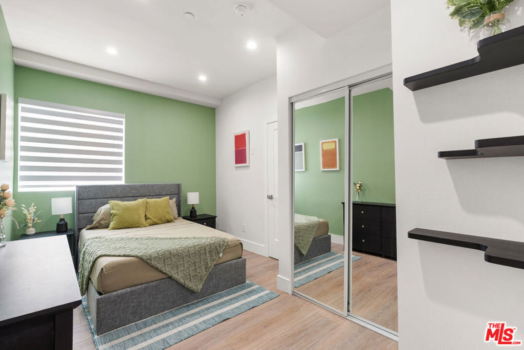 1341 N Mariposa Avenue - Photo 20