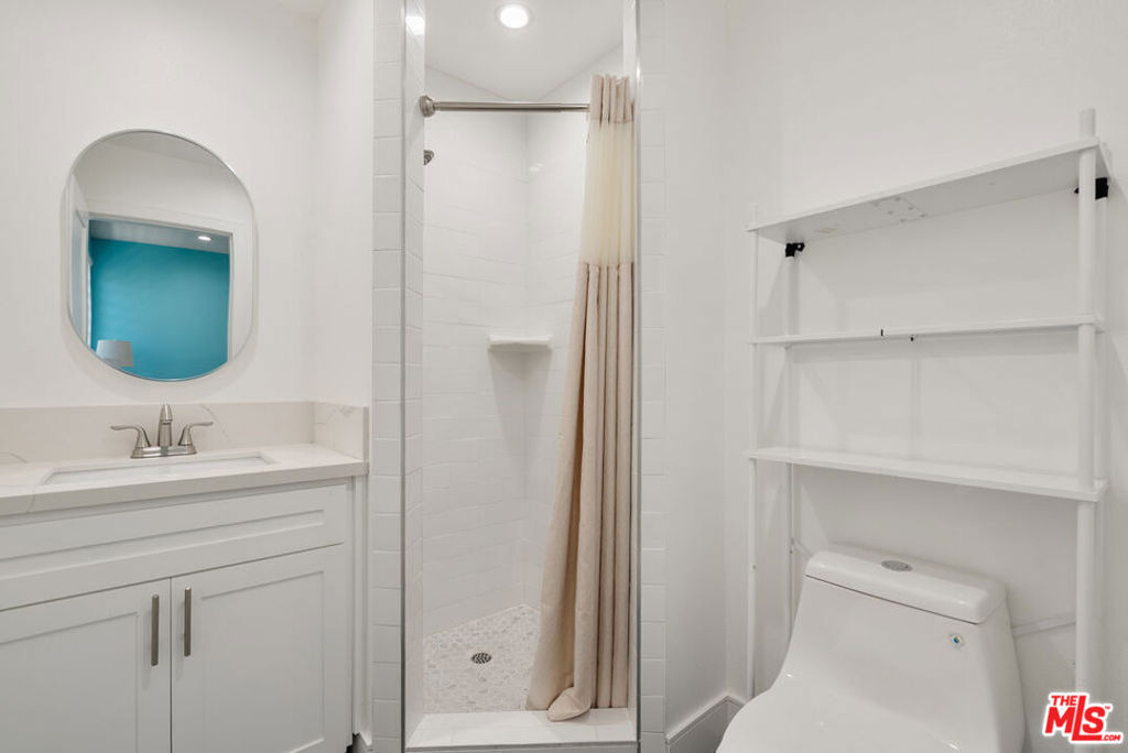 1341 N Mariposa Avenue - Photo 30