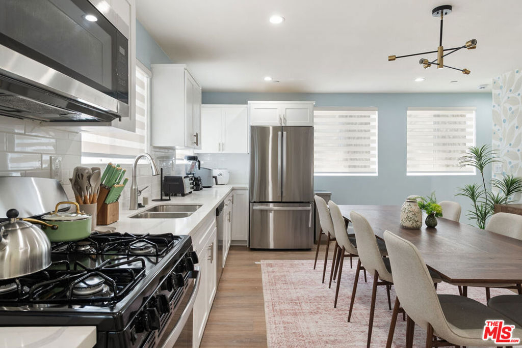 1341 N Mariposa Avenue - Photo 7