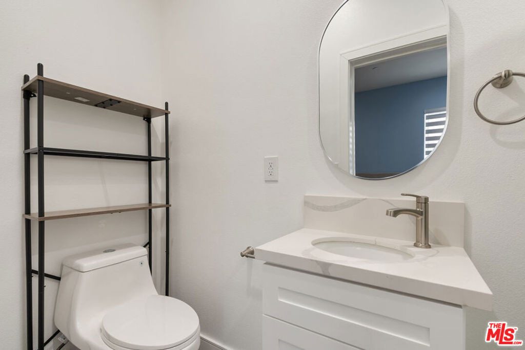 1341 N Mariposa Avenue - Photo 26