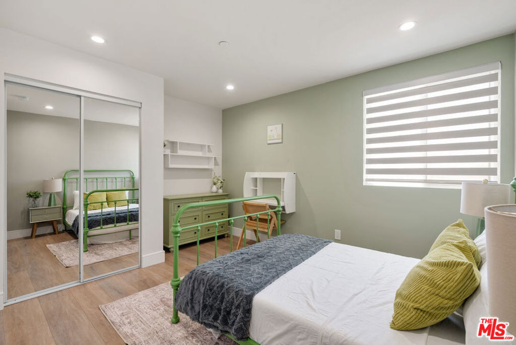 1341 N Mariposa Avenue - Photo 68