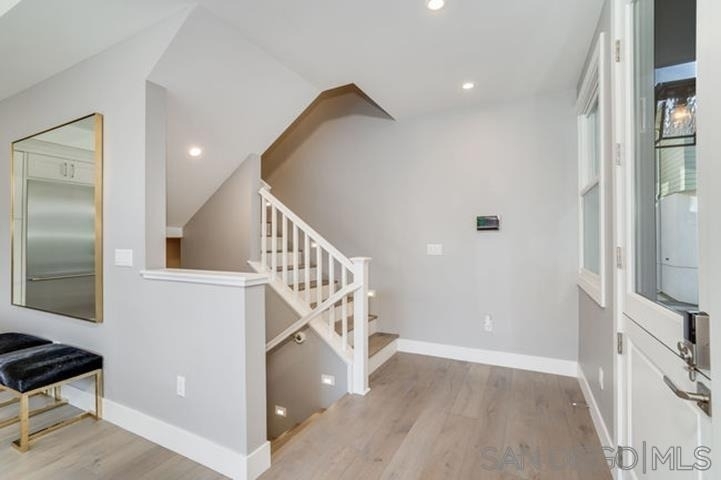 710 E Avenue - Photo 24