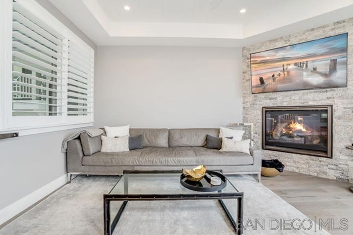 710 E Avenue - Photo 20