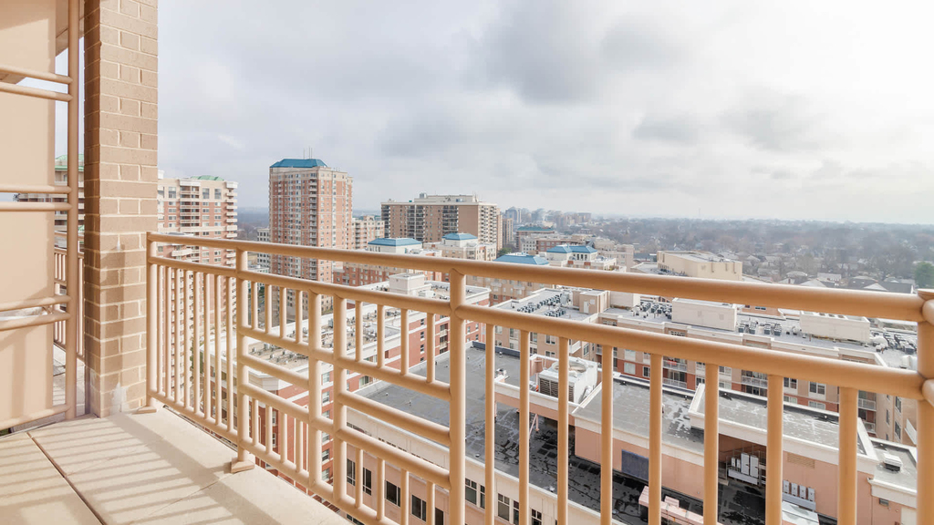 818 N. Quincy Street - Photo 12