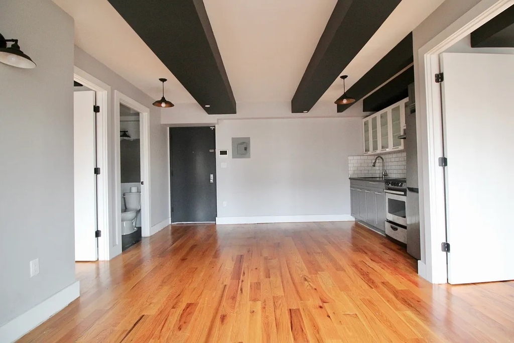 Lenox Road - Photo 2