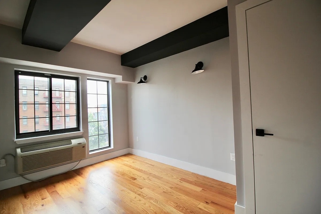 Lenox Road - Photo 7