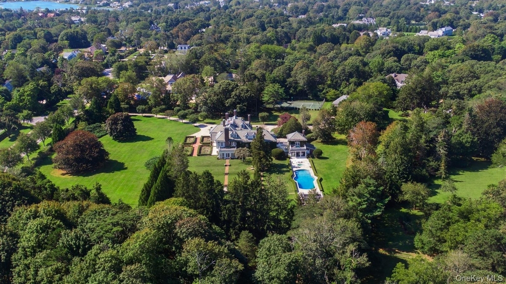 94 Quogue Street - Photo 2