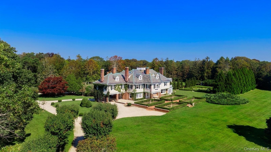 94 Quogue Street - Photo 3
