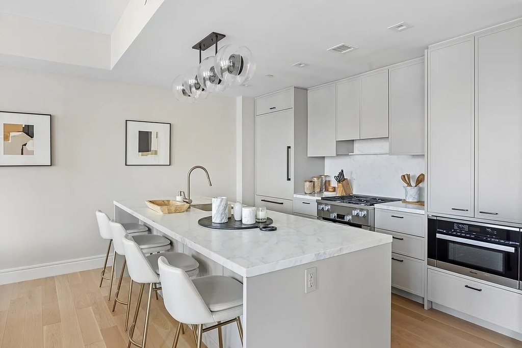 540 6th Avenue - Photo 6