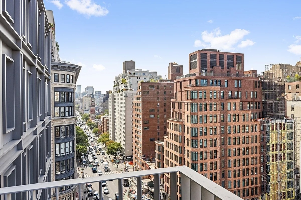 540 6th Avenue - Photo 12