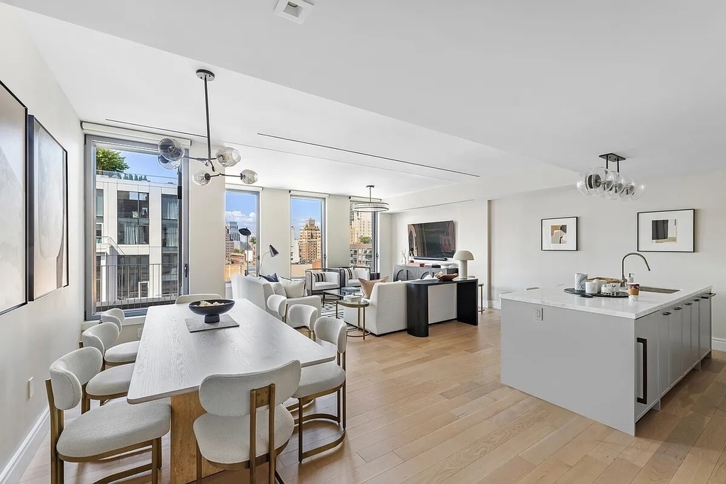 540 6th Avenue - Photo 1
